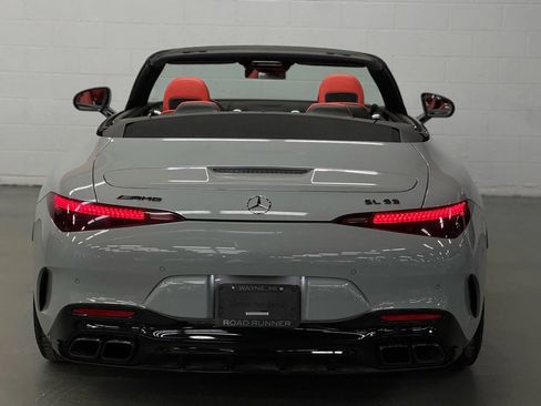 Used 2022 Mercedes-Benz SL 63 AMG 4MATIC image 14