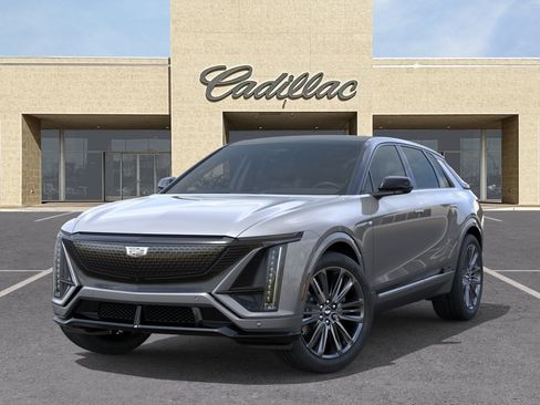 New 2026 Cadillac Lyriq V AWD/4WD image 6