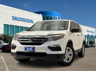 Used 2017 Honda Pilot LX video 1