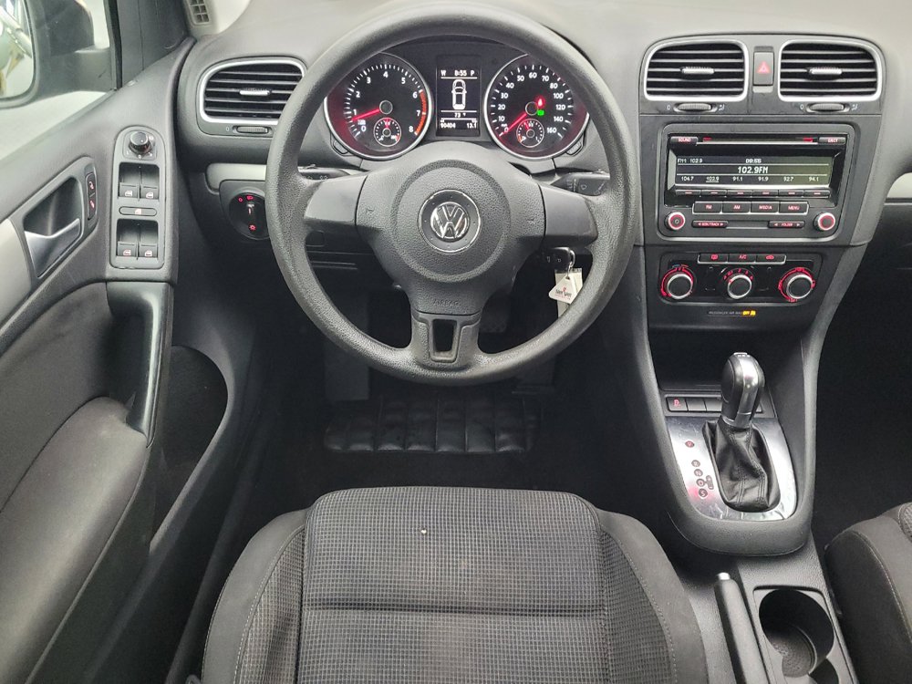 Used 2014 Volkswagen Golf 4-Door FWD image 22