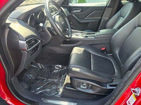 Used 2020 Jaguar F-PACE Premium AWD/4WD image 11