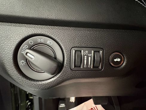 Used 2022 Dodge Charger SRT Hellcat RWD image 30