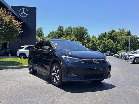 Used 2023 Volkswagen ID.4 Pro AWD/4WD image 1