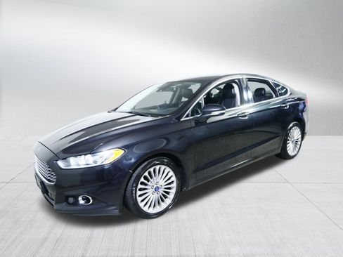 Used 2014 Ford Fusion Titanium AWD/4WD image 3