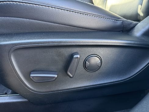 Certified 2022 Ford Escape Titanium image 14