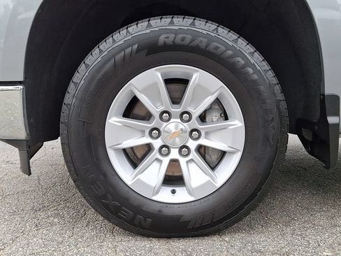 Used 2025 Chevrolet Silverado 1500 LT AWD/4WD image 8