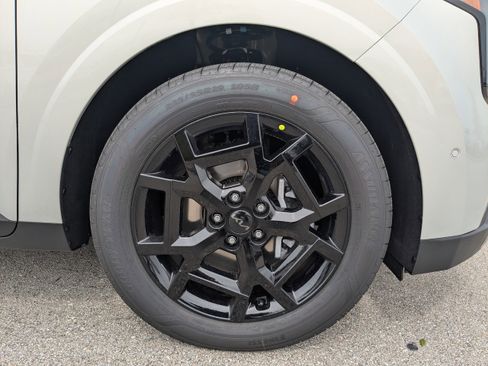 New 2026 Kia Carnival SX Prestige FWD image 10