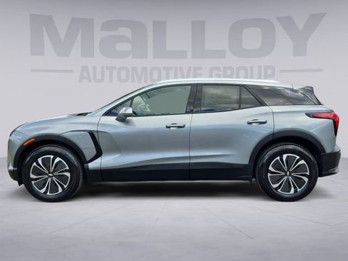 Used 2026 Chevrolet Blazer EV LT FWD image 2