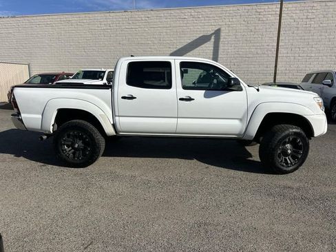 Used 2012 Toyota Tacoma PreRunner w/ SR5 Pkg image 3