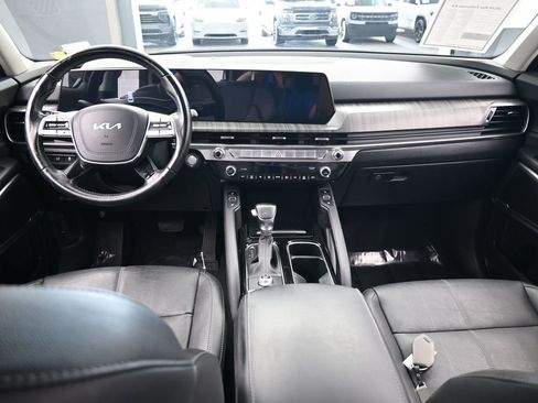 Used 2024 Kia Telluride EX image 41