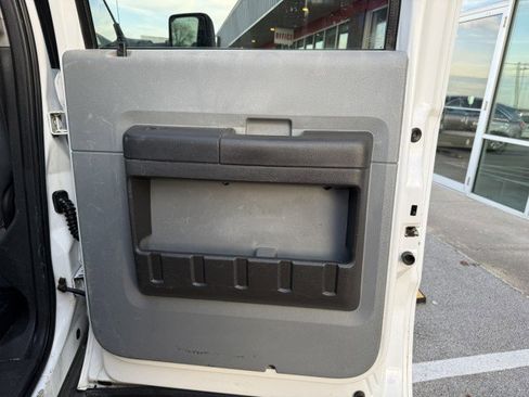 Used 2014 Ford F450 XL w/ Power Equipment Group image 23