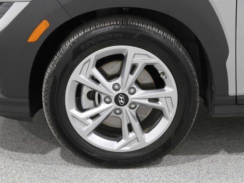 Used 2022 Hyundai Kona SEL image 22