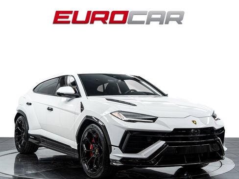 Used 2024 Lamborghini Urus Performante AWD/4WD image 7