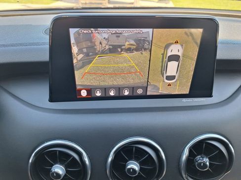 Used 2019 Kia Stinger GT2 image 16