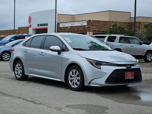 Certified 2026 Toyota Corolla LE FWD image 7