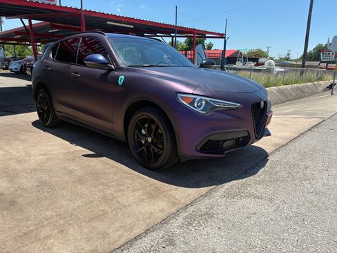Used 2018 Alfa Romeo Stelvio Ti Sport AWD/4WD image 11