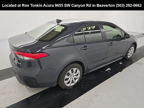 Used 2023 Toyota Corolla LE FWD image 5