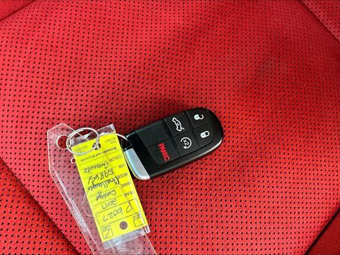 Used 2017 Dodge Challenger GT w/ Driver Convenience Group image 10