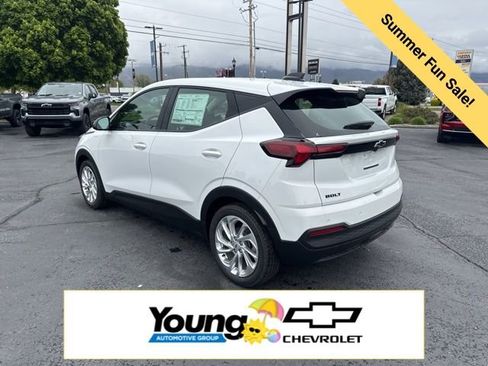 New 2027 Chevrolet Bolt LT w/ Comfort Package FWD image 5