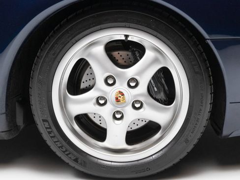 Used 1997 Porsche 911 Carrera RWD image 4