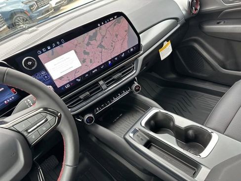 New 2026 Chevrolet Equinox EV RS image 30