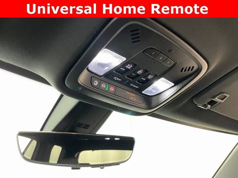 Used 2023 Chevrolet Traverse RS w/ LPO, Floor Liner Package image 32