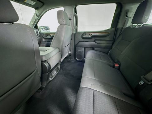 Used 2023 Chevrolet Silverado 1500 LT AWD/4WD image 22