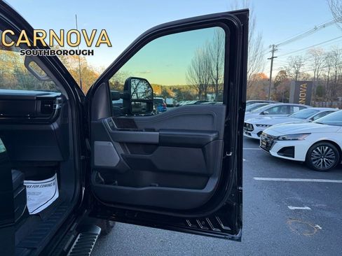 Used 2023 Ford F250 Lariat w/ FX4 Off-Road Package image 25