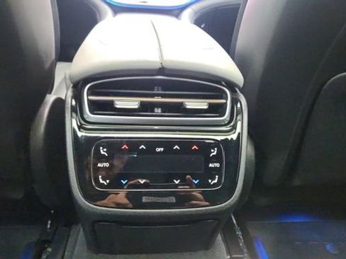 Used 2023 Mercedes-Benz EQS 580 580 image 39