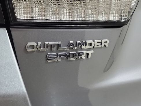 Used 2024 Mitsubishi Outlander Sport SE AWD/4WD image 9