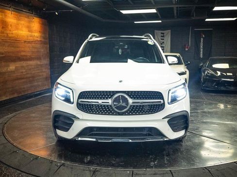 Used 2022 Mercedes-Benz GLB 250 4MATIC image 4