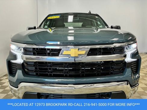 Used 2025 Chevrolet Silverado 1500 LT AWD/4WD image 2