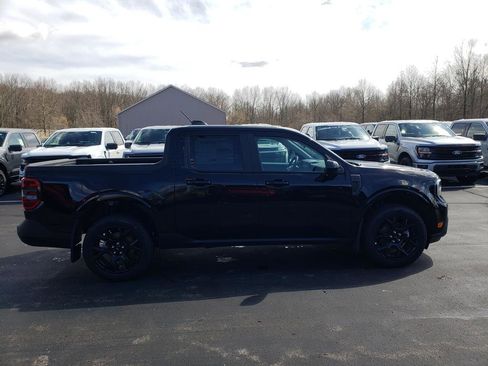 New 2026 Ford Maverick Lariat w/ Black Appearance Package AWD/4WD image 3