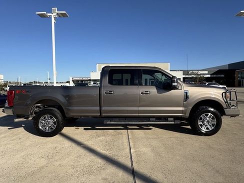 Used 2021 Ford F350 Lariat w/ Lariat Value Package image 3