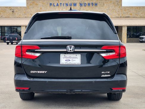 Used 2023 Honda Odyssey Elite image 8