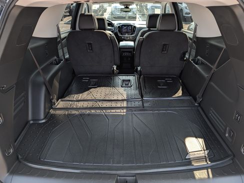 Used 2021 Chevrolet Traverse High Country AWD/4WD image 18