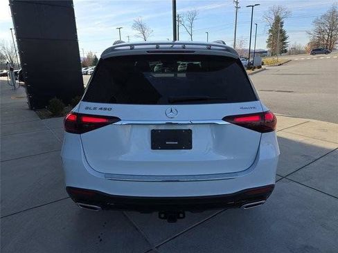 Certified 2025 Mercedes-Benz GLE 450 4MATIC image 5