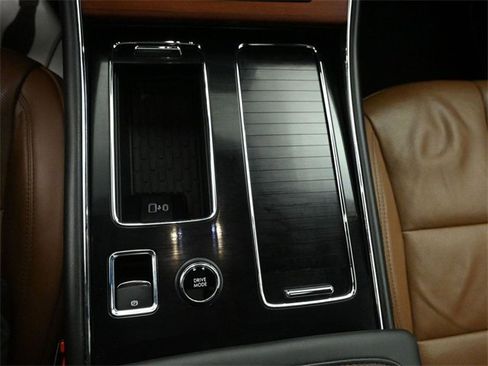 Used 2022 Lincoln Aviator Reserve w/ Equipment Group 201A image 20