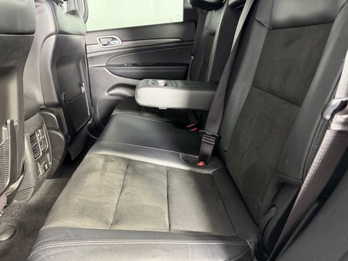 Used 2022 Jeep Grand Cherokee Laredo X image 27