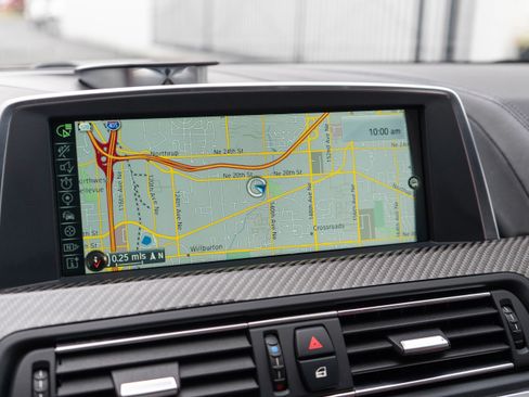 Used 2014 BMW M6 Convertible image 21