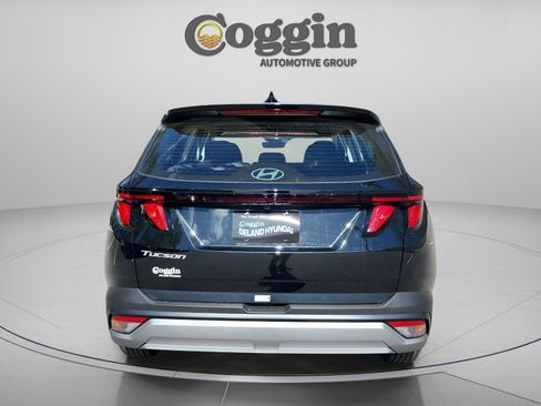 New 2026 Hyundai Tucson SE image 5
