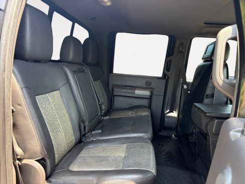 Used 2011 Ford F250 Lariat w/ Lariat Interior Pkg AWD/4WD image 6