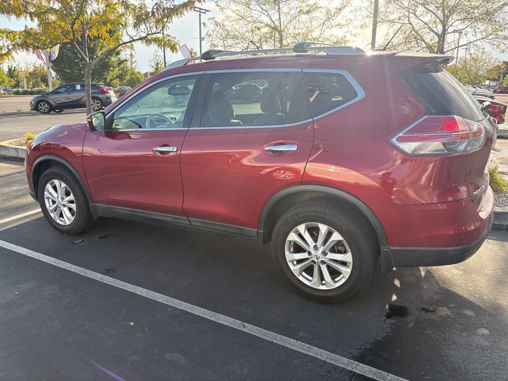 Used 2015 Nissan Rogue SV w/ SV Premium Package AWD/4WD image 9