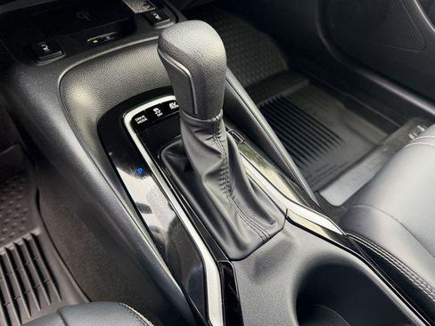 Certified 2025 Toyota Corolla XLE image 17