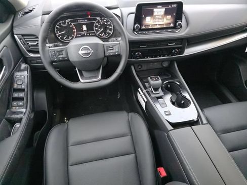 New 2026 Nissan Rogue SV w/ SV Premium Package FWD image 3