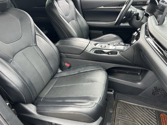 Used 2023 INFINITI QX60 Sensory w/ Cargo Package AWD/4WD image 11