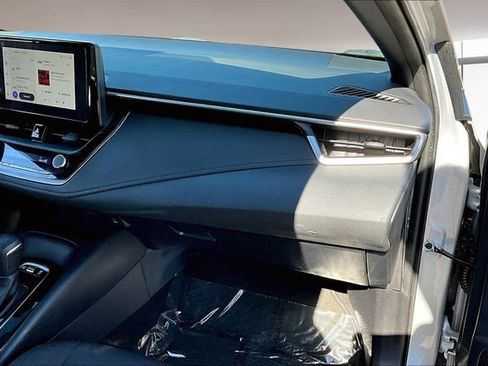 Used 2024 Toyota Corolla SE image 46