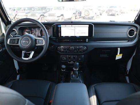 New 2026 Jeep Wrangler Unlimited Sahara AWD/4WD image 23