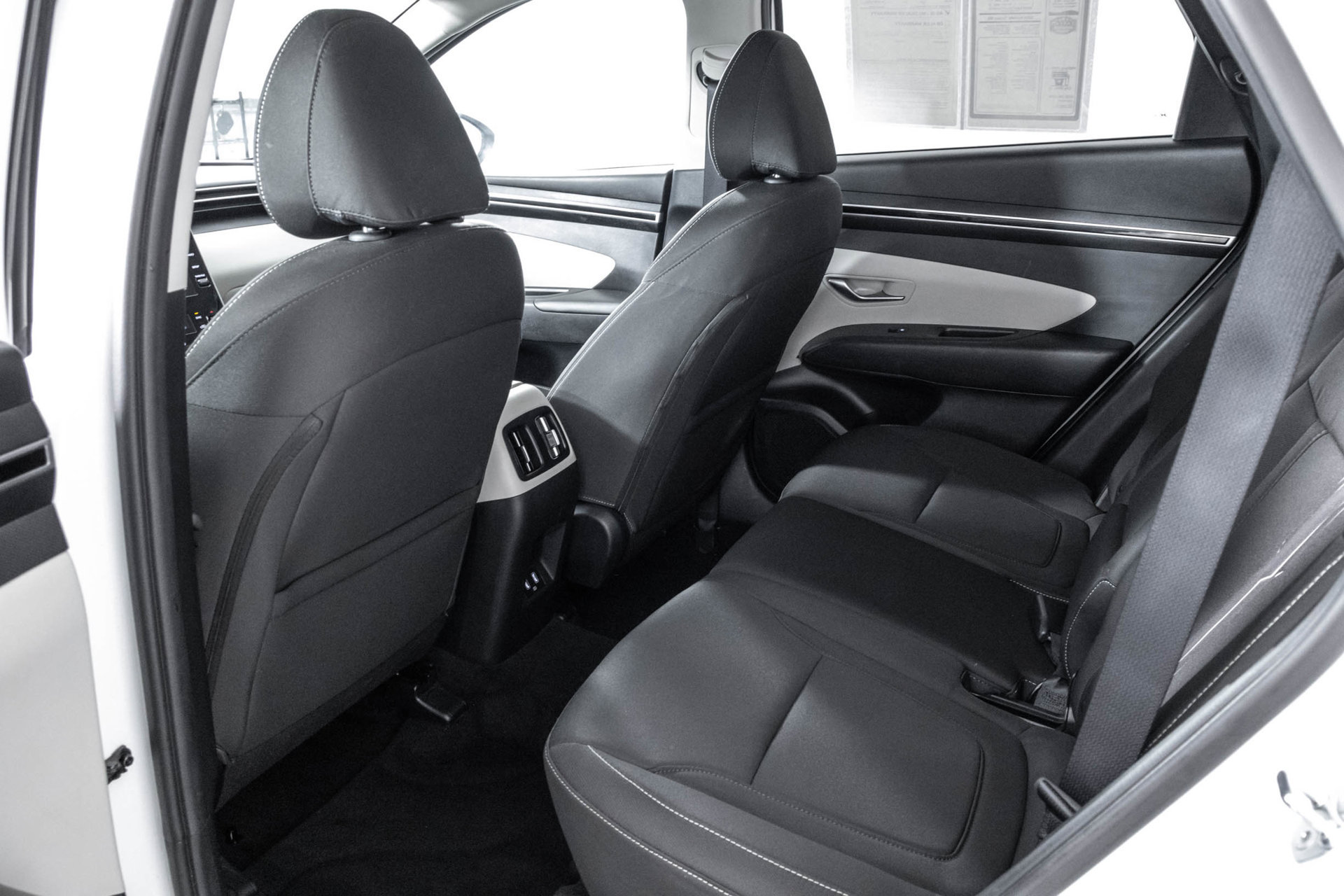 Used 2024 Hyundai Tucson SEL FWD image 36