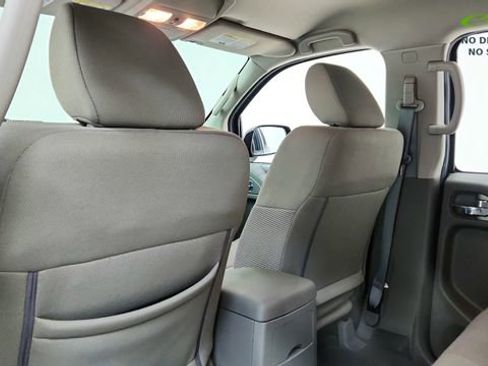 Used 2019 Nissan Frontier SV w/ Value Truck Package RWD image 31